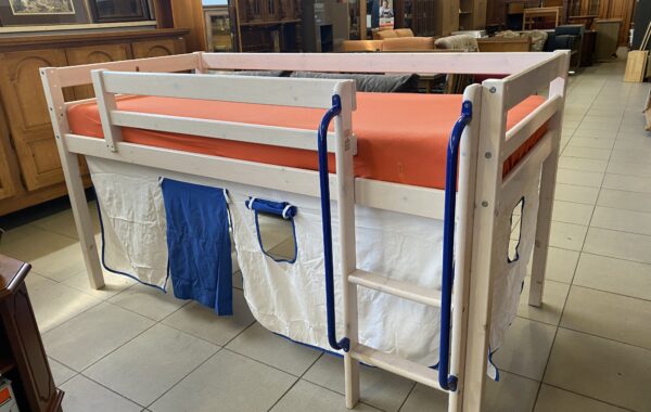 654 borovicová zvýšená postel s hracím pr. 200x90x114cm vysoká Made in denmark za 3390Kč